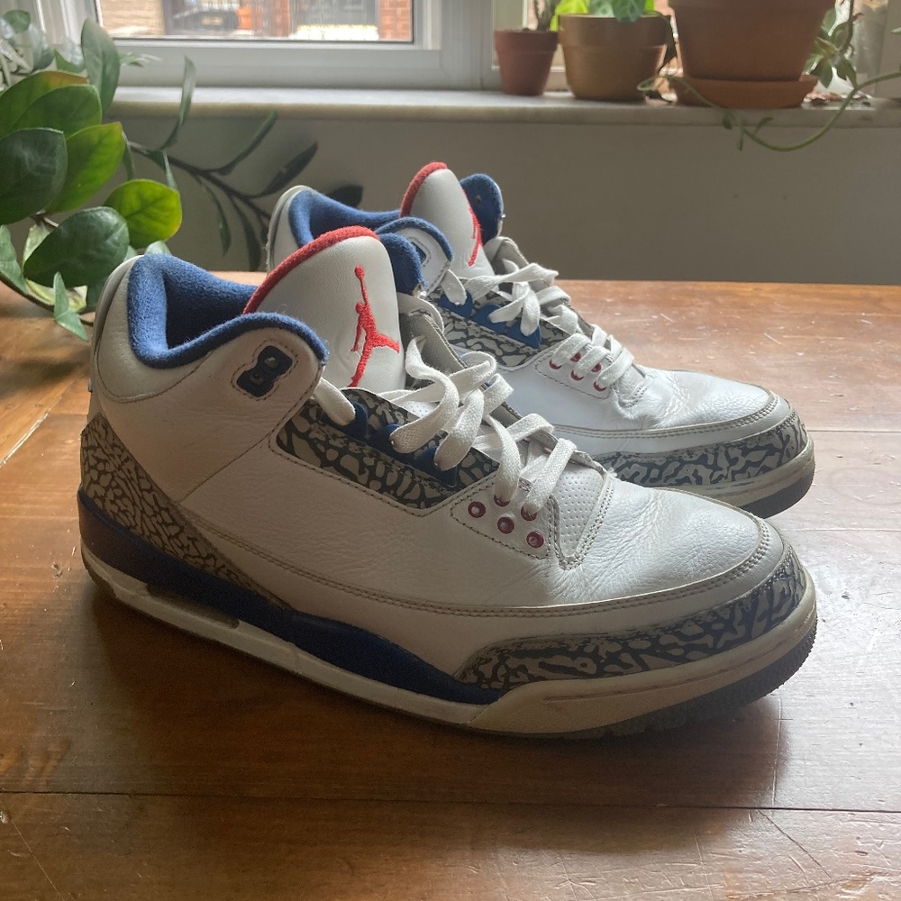 Jordan 3 True Blue